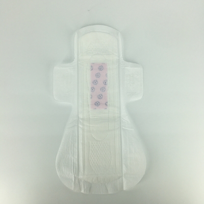Podkładki chipowe z niebieskim rdzeniem i jonami ujemnymi Podpaska higieniczna z magnetycznym jonem nanosrebra